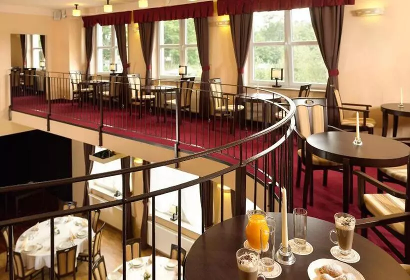 Aura   Hotel & Restaurant & Sauna