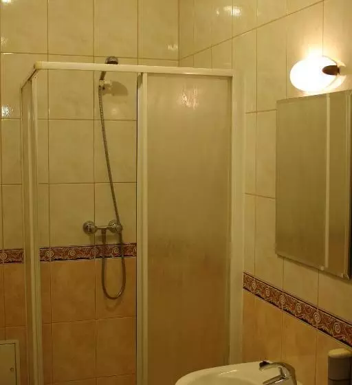تختخواب و صبحانه Amicus żoliborz