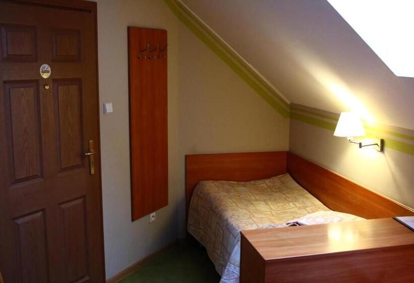 تختخواب و صبحانه Amicus żoliborz