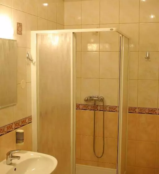 تختخواب و صبحانه Amicus żoliborz