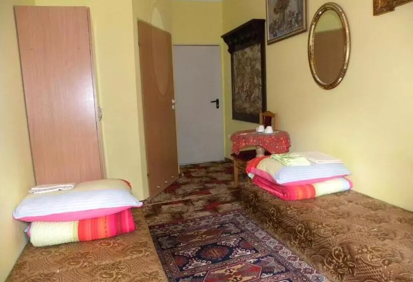 تختخواب و صبحانه Dom Wypoczynkowy Admirał