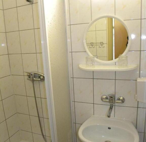 Bed and Breakfast Dom Wypoczynkowy Admirał