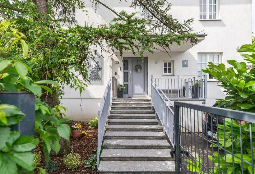 مبيت وإفطار Grand Tulipan