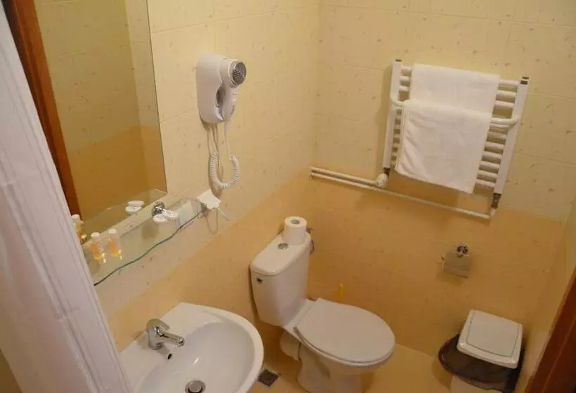 ベッドアンドブレックファースト Obiekt Tatar   Usługi Hotelarskie