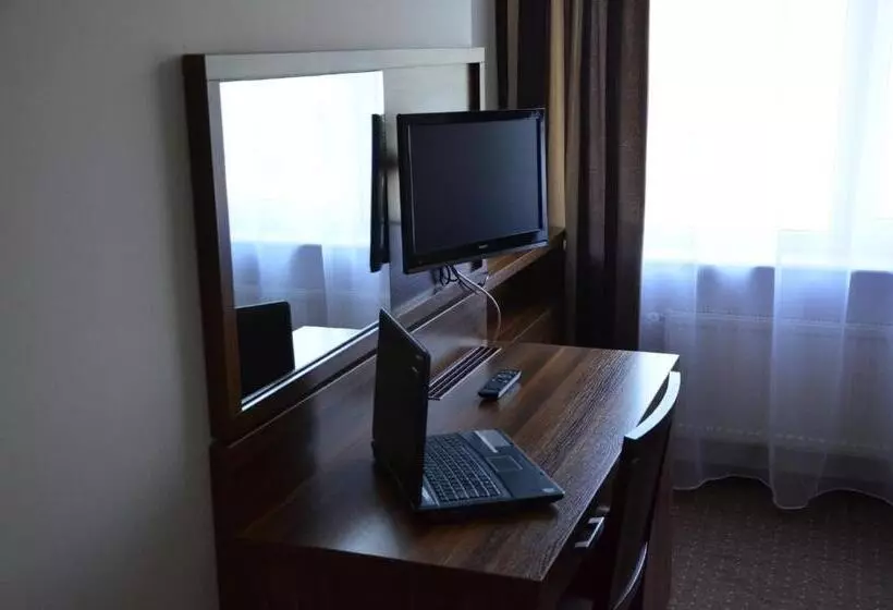 ベッドアンドブレックファースト Obiekt Tatar   Usługi Hotelarskie