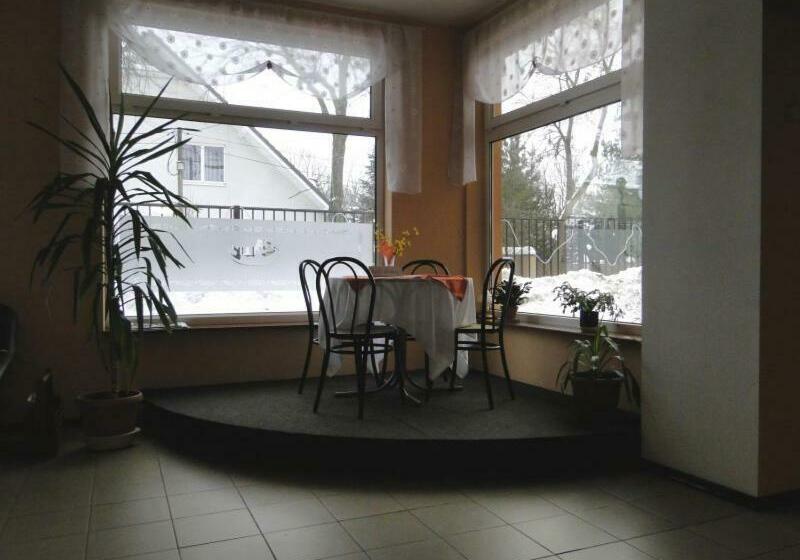 تختخواب و صبحانه Pokoje Hotelowe Dux