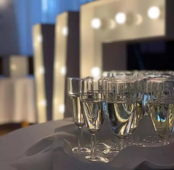 Aamiaismajoitus (B&B) Restauracja Noclegi Ruczaj