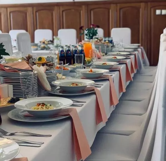 Aamiaismajoitus (B&B) Restauracja Noclegi Ruczaj