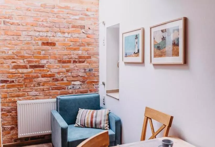 Aamiaismajoitus (B&B) Villa Hubertus