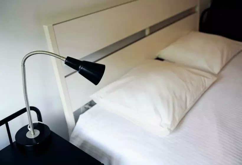 Cent Hostel