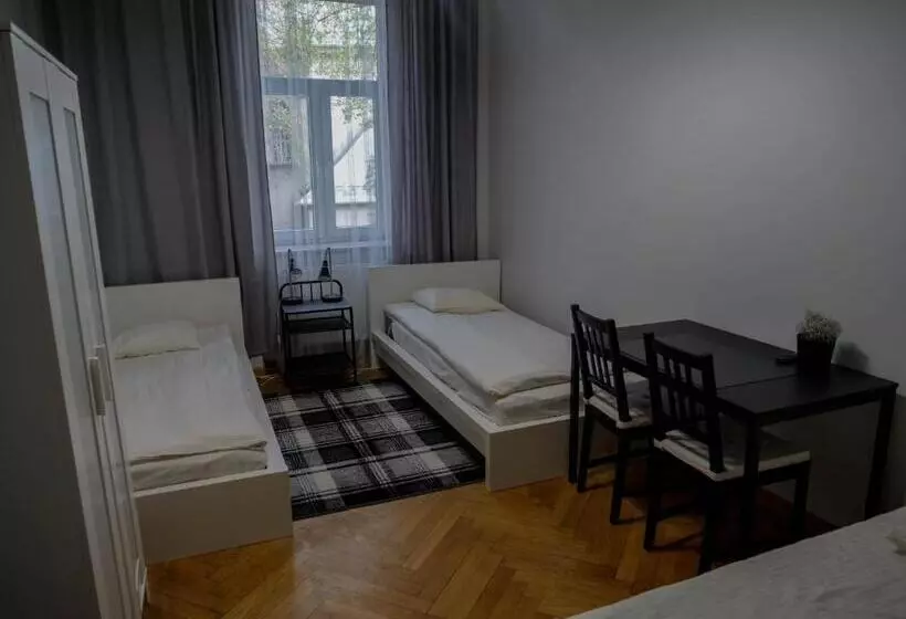 Cent Hostel