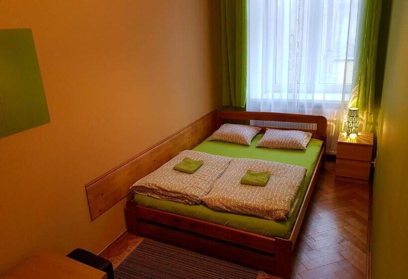 Dream Hostel & Apartments