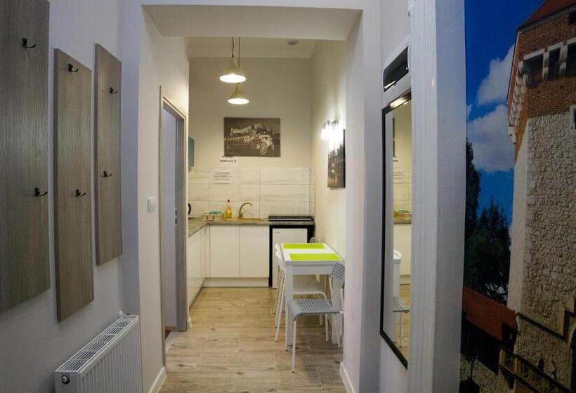 Dream Hostel & Apartments