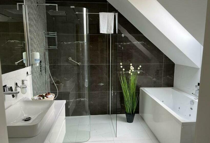 فندق Kormoran Resort & Spa