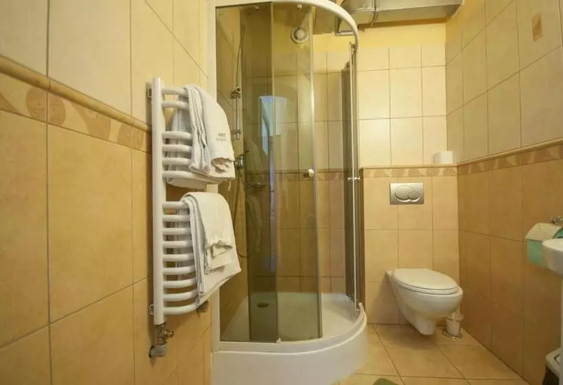 Hotelli Restauracja Pod Parowozem