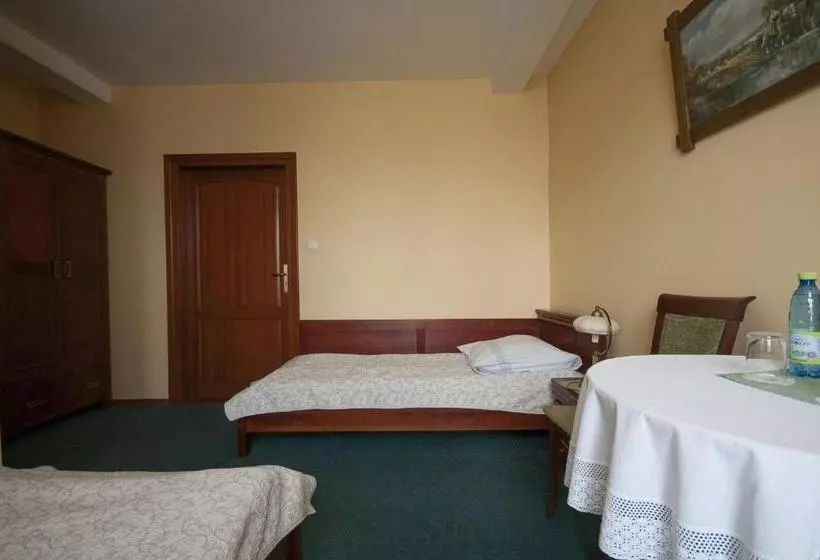 Hotelli Restauracja Pod Parowozem