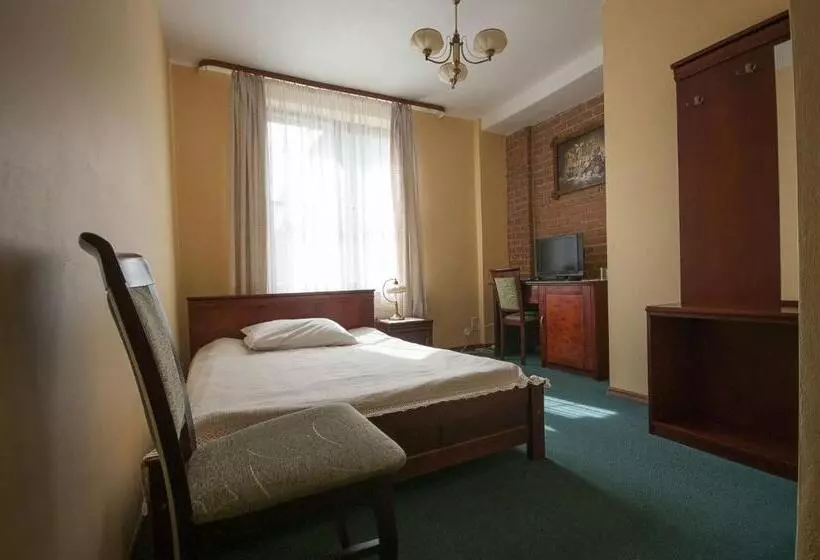 Hotelli Restauracja Pod Parowozem