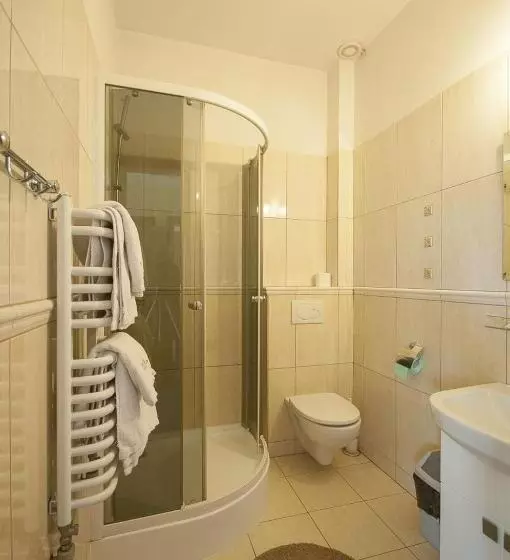 Hotelli Restauracja Pod Parowozem