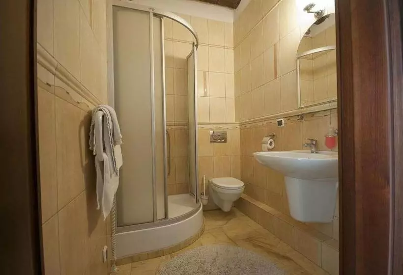 Hotelli Restauracja Pod Parowozem