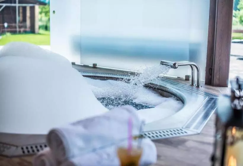 Hotelli & Spa  Kasztel Uniejów