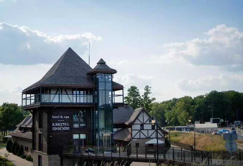 Hotelli & Spa  Kasztel Uniejów