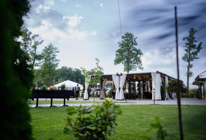 호텔 & Spa Kasztel Uniejów