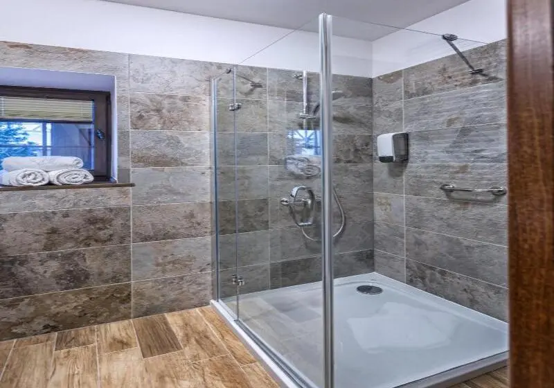 ホテル & Spa  Kasztel Uniejów