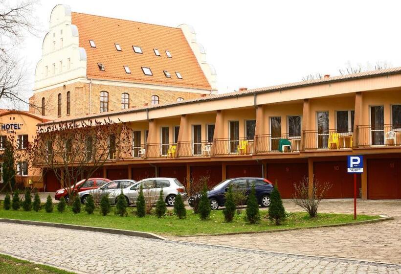 בית מלון כפרי Zamek