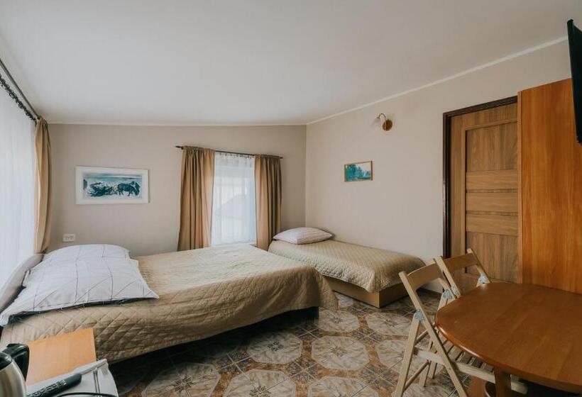 ペンション Willa Tina