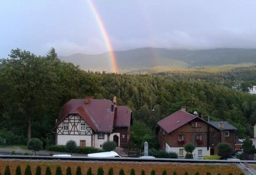 ペンション Willa Nimfa   Pokoje I Apartamenty W Centrum