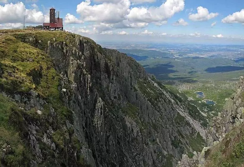 ペンション Willa Nimfa   Pokoje I Apartamenty W Centrum