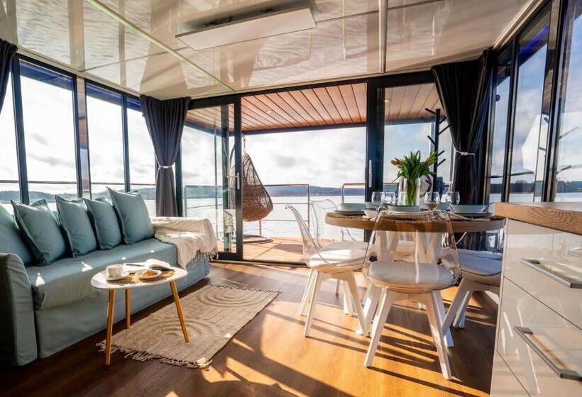 Pirat Hotel & Spa Hotel Z Basenem