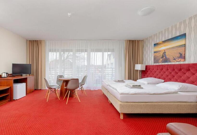 리조트 Gryf Ośrodek Międzywodzie