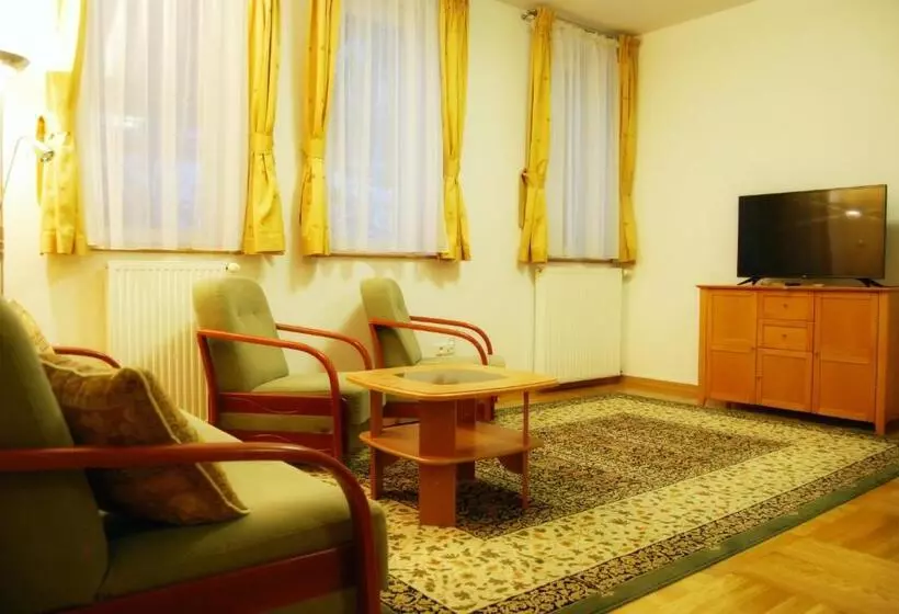استراحتگاه Rezydencja Prezydenta Rp Zamek W Wiśle