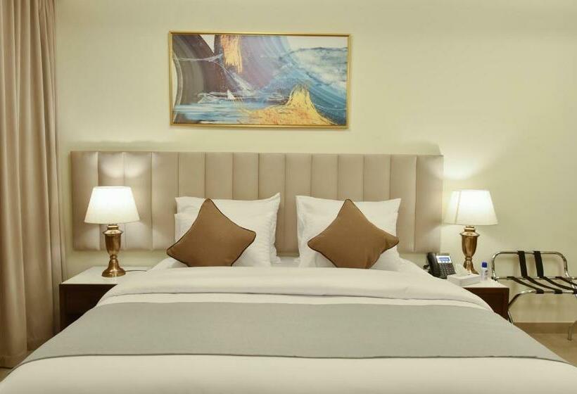 Saray Deluxe Hotel Apartments