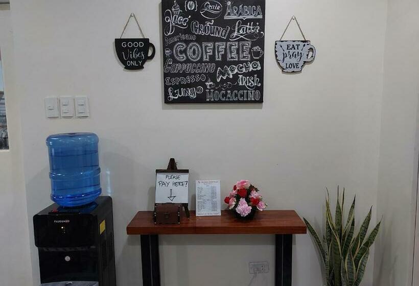 Общежитие Apartelle Near Philippine Arena