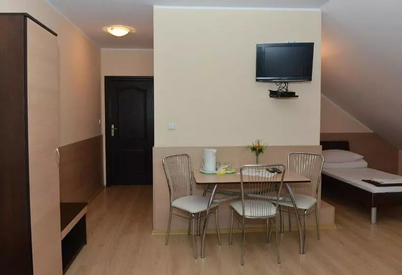 Aamiaismajoitus (B&B) Arkadia Radziejów