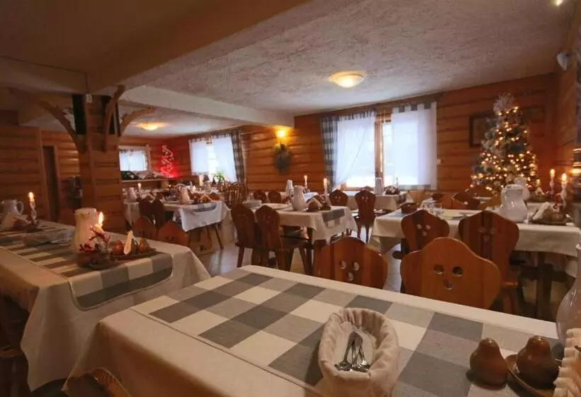 تختخواب و صبحانه Dom Wypoczynkowy U Czerników