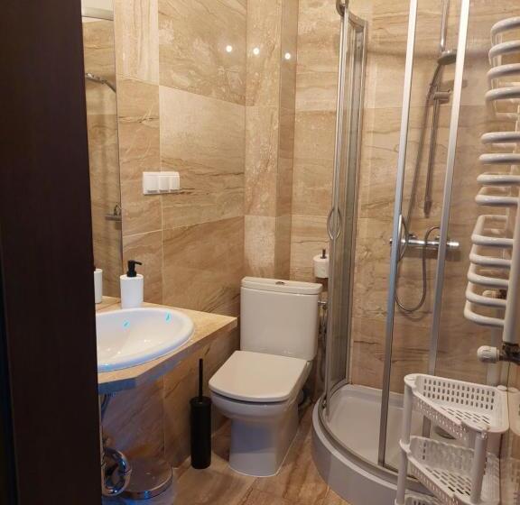 تختخواب و صبحانه Szara Willa