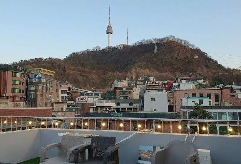 هتل Cave Myeongdong