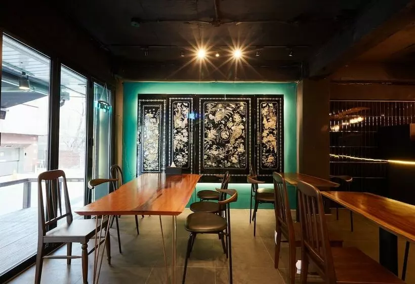 هتل Cave Myeongdong