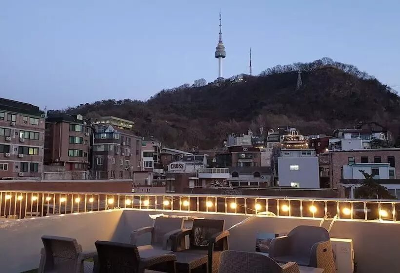هتل Cave Myeongdong