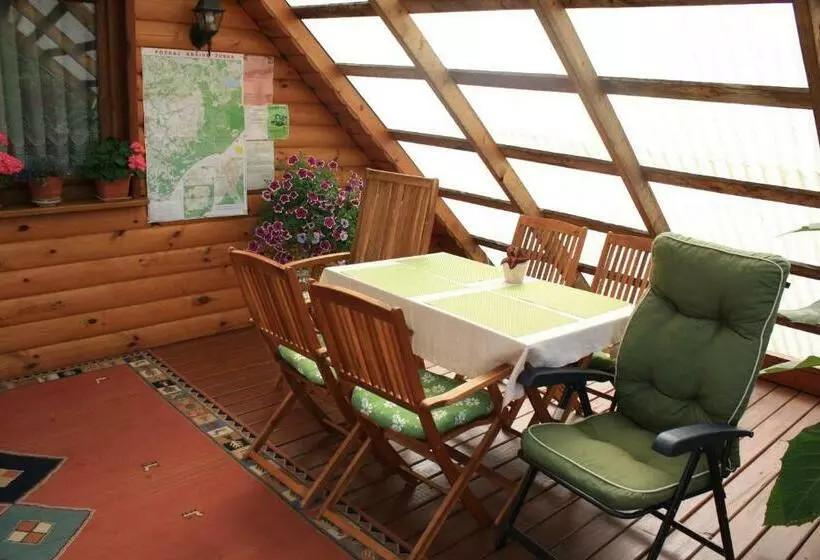 Hotelli Kama Pokoje Gościnne