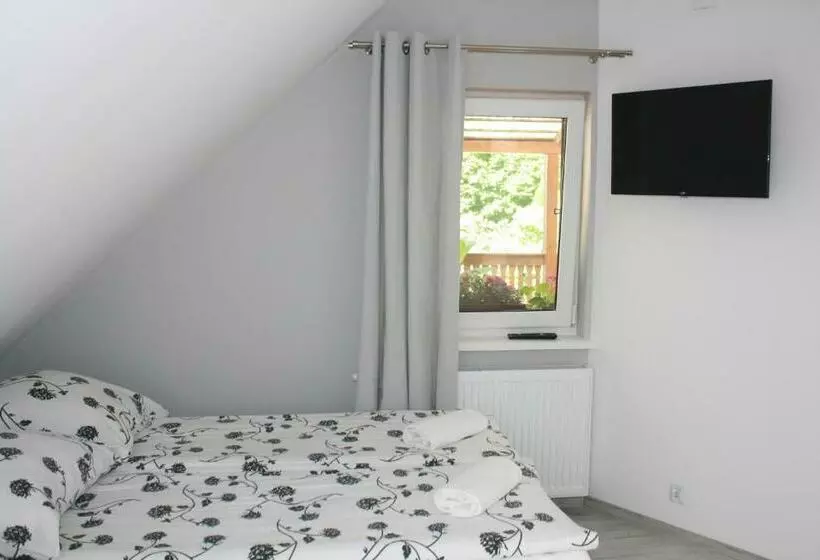 Hotelli Kama Pokoje Gościnne