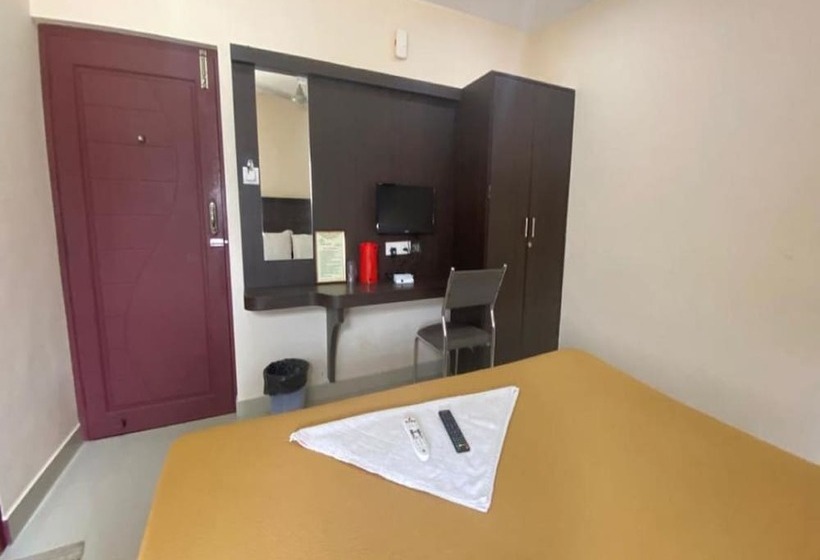 בית מלון כפרי Lebanon Inn