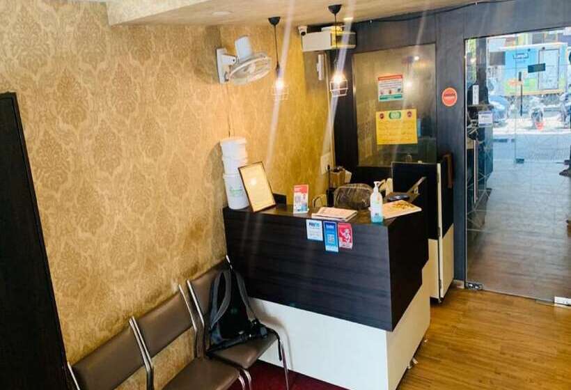 בית מלון כפרי Lebanon Inn