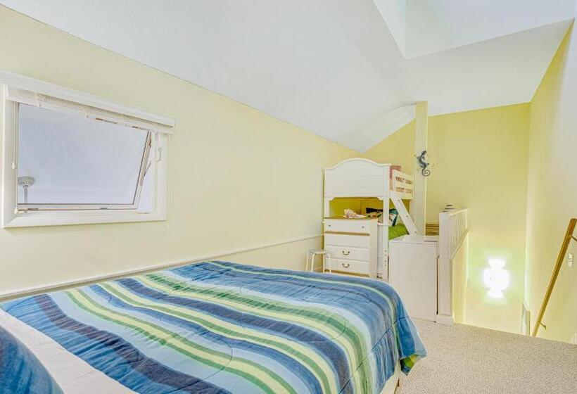 هتل Sea Colony  14001 Tall Pines