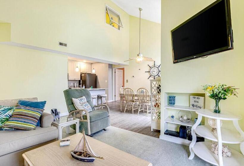 هتل Sea Colony  14001 Tall Pines