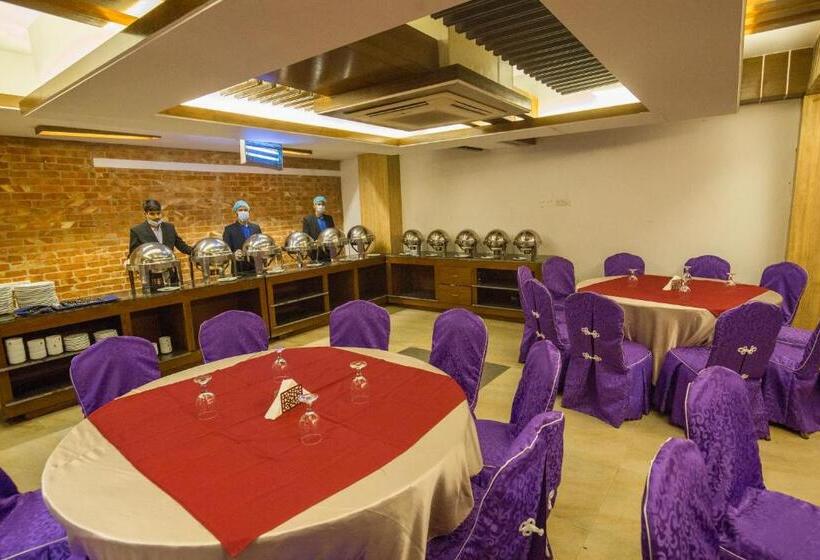 Shaira Garden Hotel & Resorts