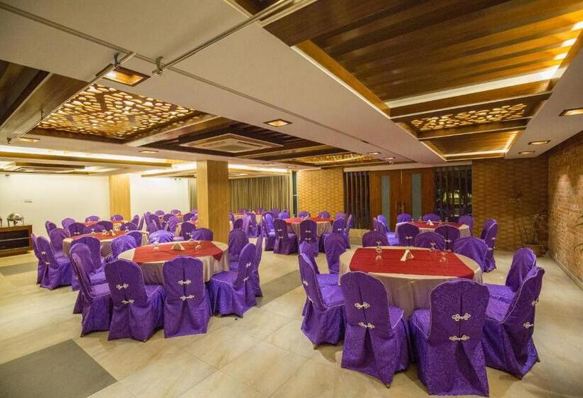 Shaira Garden Hotel & Resorts